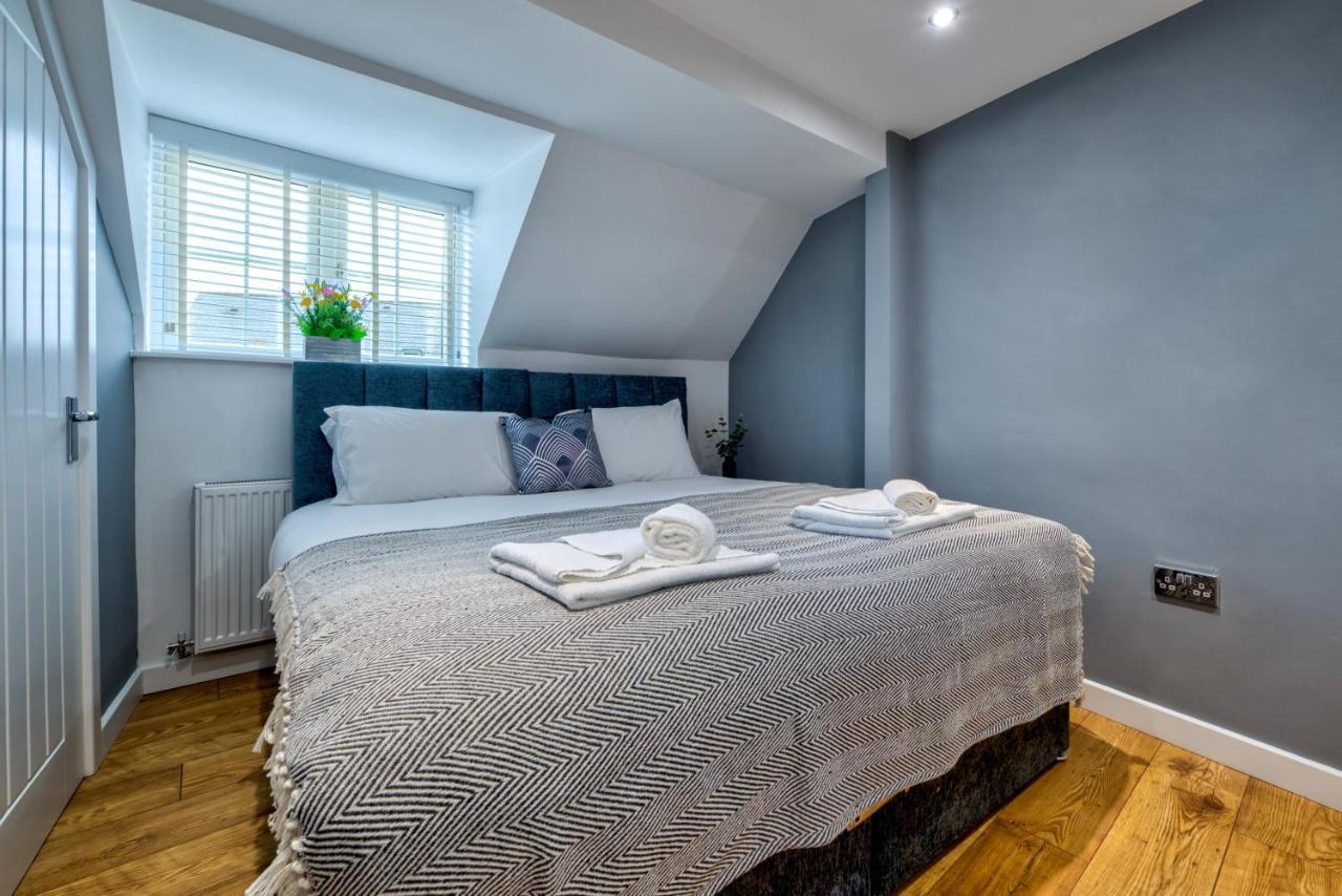 Stamford Central Stay - Stylish 2-Bed Apartment With Wifi Экстерьер фото